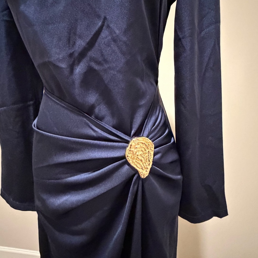 NWT COMMENSE Metal Detail Long-Sleeve Ruched Maxi Dress in navy women size small - Picture 11 of 15